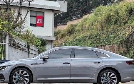 Volkswagen Passat CC, 2024 год, 4 470 000 рублей, 7 фотография