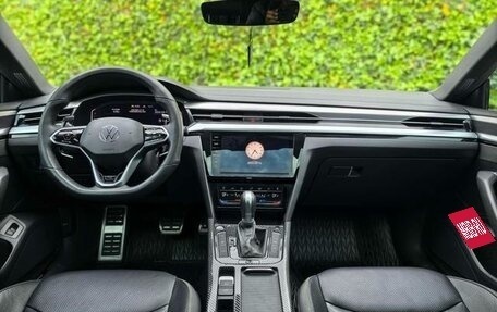 Volkswagen Passat CC, 2024 год, 4 470 000 рублей, 11 фотография