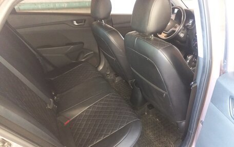 Hyundai Solaris II рестайлинг, 2019 год, 1 500 000 рублей, 4 фотография