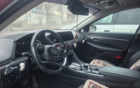 Hyundai Sonata VIII, 2022 год, 2 500 000 рублей, 4 фотография