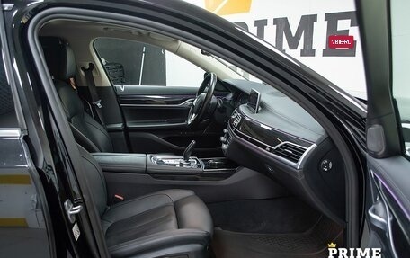 BMW 7 серия, 2020 год, 5 499 000 рублей, 29 фотография