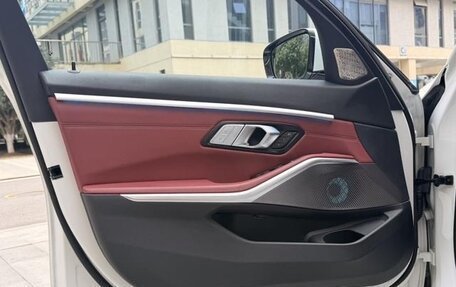 BMW 3 серия, 2022 год, 2 900 000 рублей, 10 фотография