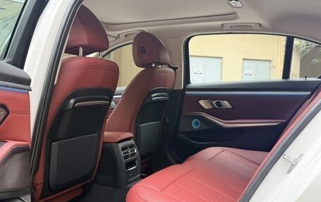 BMW 3 серия, 2022 год, 2 900 000 рублей, 11 фотография