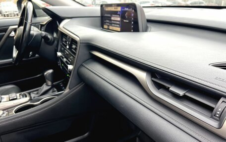 Lexus RX IV рестайлинг, 2016 год, 3 715 000 рублей, 22 фотография