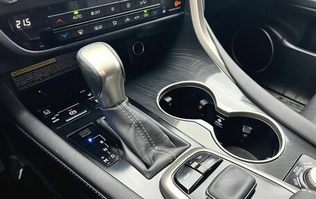 Lexus RX IV рестайлинг, 2016 год, 3 715 000 рублей, 27 фотография