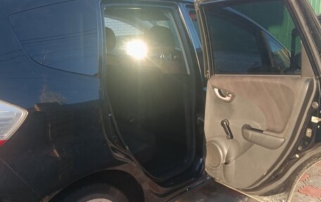 Honda Jazz II рестайлинг, 2009 год, 710 000 рублей, 1 фотография