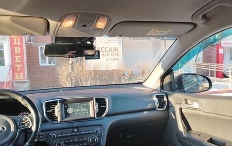 KIA Sportage IV рестайлинг, 2018 год, 1 890 000 рублей, 7 фотография