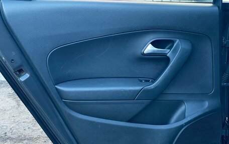 Volkswagen Polo VI (EU Market), 2010 год, 499 000 рублей, 16 фотография