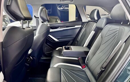 Geely Atlas, 2024 год, 2 840 000 рублей, 30 фотография