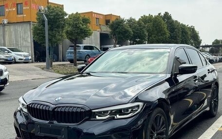 BMW 3 серия, 2021 год, 3 300 000 рублей, 1 фотография