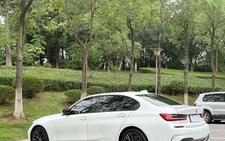BMW 3 серия, 2021 год, 3 300 000 рублей, 6 фотография