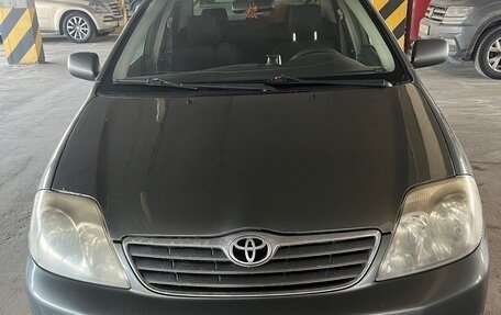 Toyota Corolla, 2004 год, 355 000 рублей, 1 фотография