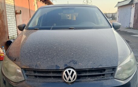Volkswagen Polo VI (EU Market), 2011 год, 550 000 рублей, 1 фотография