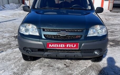 Chevrolet Niva I рестайлинг, 2010 год, 380 000 рублей, 1 фотография