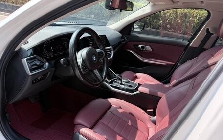 BMW 3 серия, 2021 год, 3 300 000 рублей, 10 фотография