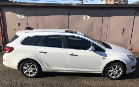 Opel Astra J, 2012 год, 795 000 рублей, 3 фотография