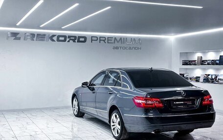 Mercedes-Benz E-Класс, 2011 год, 1 600 000 рублей, 7 фотография