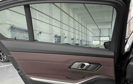 BMW 3 серия, 2022 год, 2 920 000 рублей, 15 фотография