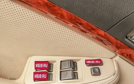 Toyota Avensis III рестайлинг, 2003 год, 779 000 рублей, 7 фотография