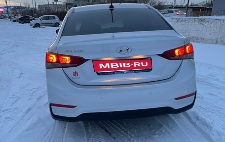 Hyundai Solaris II рестайлинг, 2019 год, 1 300 000 рублей, 2 фотография