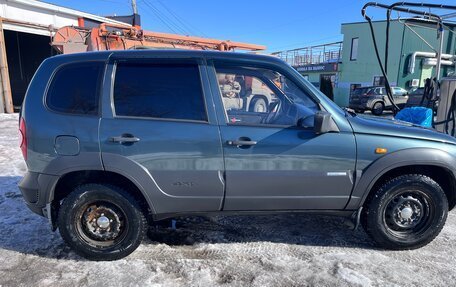 Chevrolet Niva I рестайлинг, 2010 год, 380 000 рублей, 4 фотография