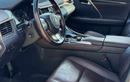 Lexus RX IV рестайлинг, 2017 год, 4 600 000 рублей, 15 фотография