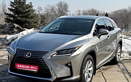 Lexus RX IV рестайлинг, 2017 год, 4 600 000 рублей, 8 фотография