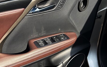 Lexus RX IV рестайлинг, 2017 год, 4 600 000 рублей, 22 фотография