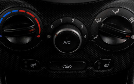 Hyundai Solaris II рестайлинг, 2015 год, 819 000 рублей, 20 фотография