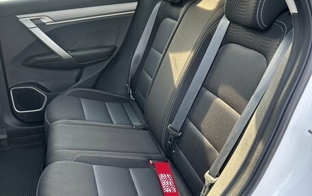 Geely Coolray I, 2022 год, 1 890 000 рублей, 10 фотография