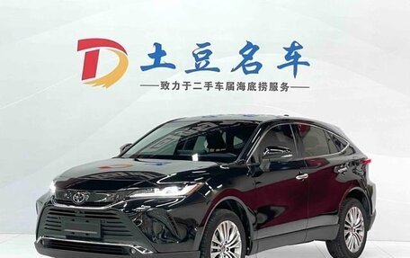 Toyota Harrier, 2024 год, 4 113 000 рублей, 3 фотография