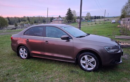 Volkswagen Jetta VI, 2012 год, 1 020 000 рублей, 4 фотография