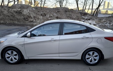 Hyundai Solaris II рестайлинг, 2015 год, 950 000 рублей, 7 фотография