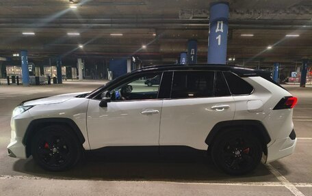 Toyota RAV4, 2021 год, 3 500 000 рублей, 6 фотография