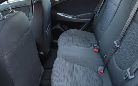 Hyundai Solaris II рестайлинг, 2015 год, 950 000 рублей, 10 фотография