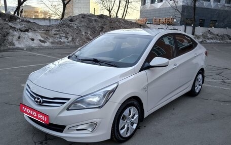Hyundai Solaris II рестайлинг, 2015 год, 950 000 рублей, 8 фотография