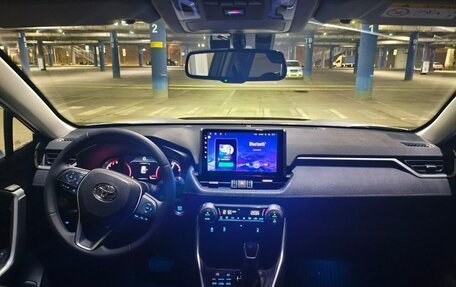 Toyota RAV4, 2021 год, 3 500 000 рублей, 14 фотография