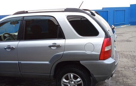 KIA Sportage II, 2005 год, 800 000 рублей, 15 фотография