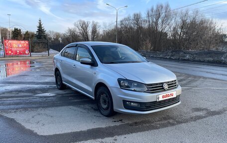 Volkswagen Polo VI (EU Market), 2015 год, 425 000 рублей, 3 фотография