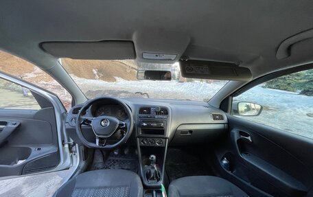 Volkswagen Polo VI (EU Market), 2015 год, 425 000 рублей, 9 фотография