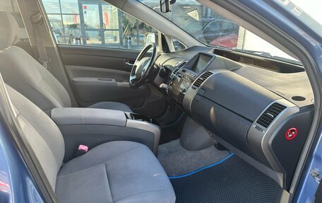 Toyota Prius, 2008 год, 760 000 рублей, 7 фотография