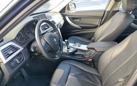 BMW 3 серия, 2018 год, 1 890 000 рублей, 9 фотография