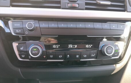 BMW 3 серия, 2018 год, 1 890 000 рублей, 14 фотография