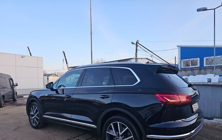 Volkswagen Touareg III, 2019 год, 4 650 000 рублей, 5 фотография