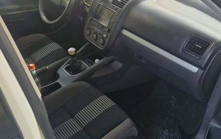 Volkswagen Golf VI, 2008 год, 600 000 рублей, 2 фотография