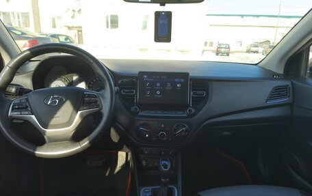 Hyundai Solaris II рестайлинг, 2021 год, 1 650 000 рублей, 12 фотография