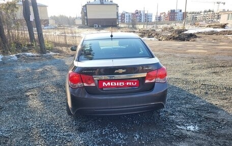 Chevrolet Cruze II, 2013 год, 670 000 рублей, 6 фотография