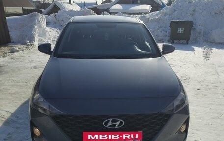 Hyundai Solaris II рестайлинг, 2021 год, 1 650 000 рублей, 3 фотография