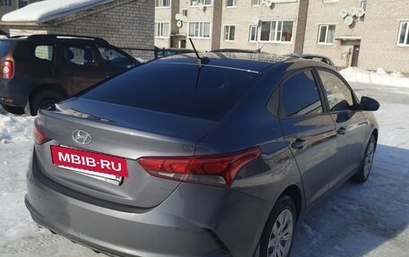 Hyundai Solaris II рестайлинг, 2021 год, 1 650 000 рублей, 4 фотография