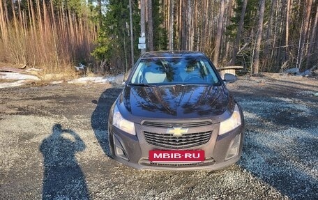 Chevrolet Cruze II, 2013 год, 670 000 рублей, 7 фотография